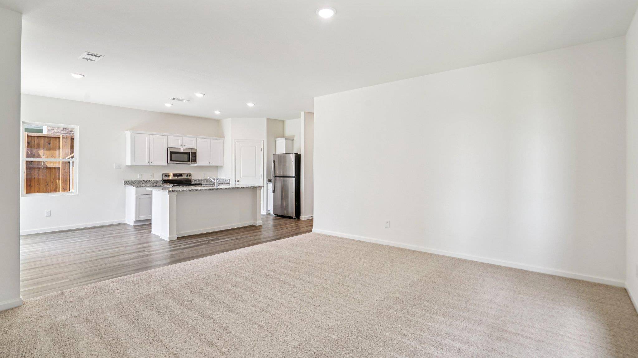 108 Mullen WAY, Taylor, TX 76574