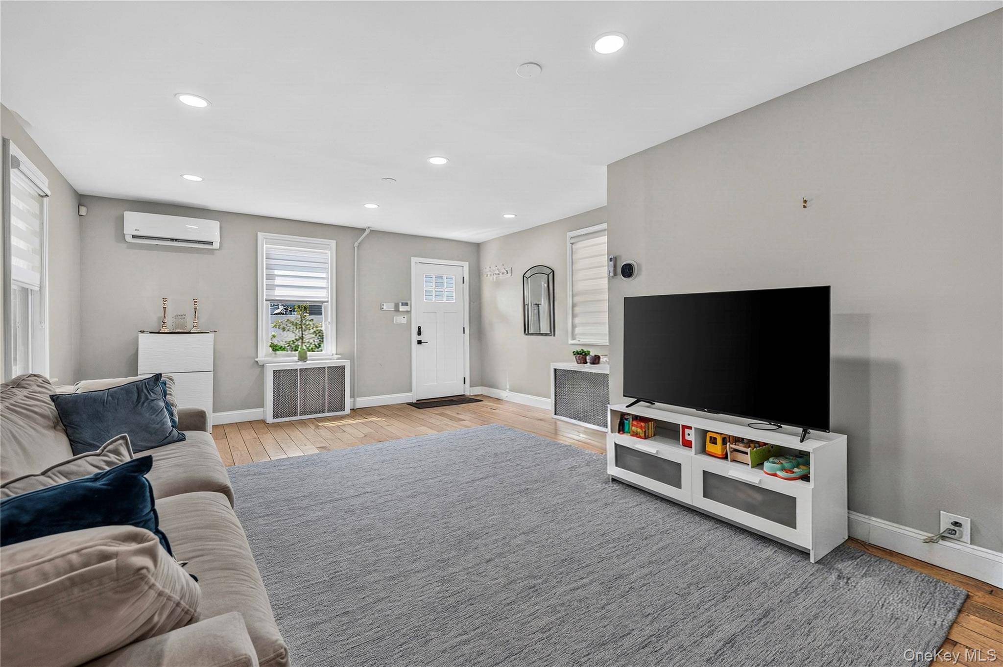 253 Court PL, Cedarhurst, NY 11516