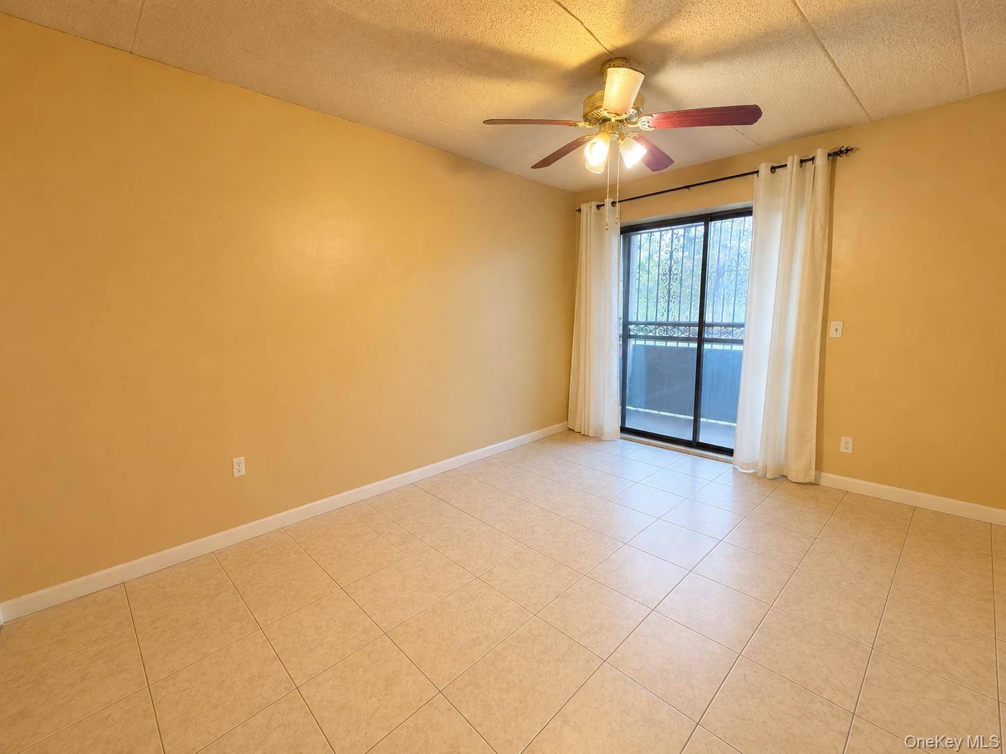 54-09 108th ST #1C, Corona, NY 11368