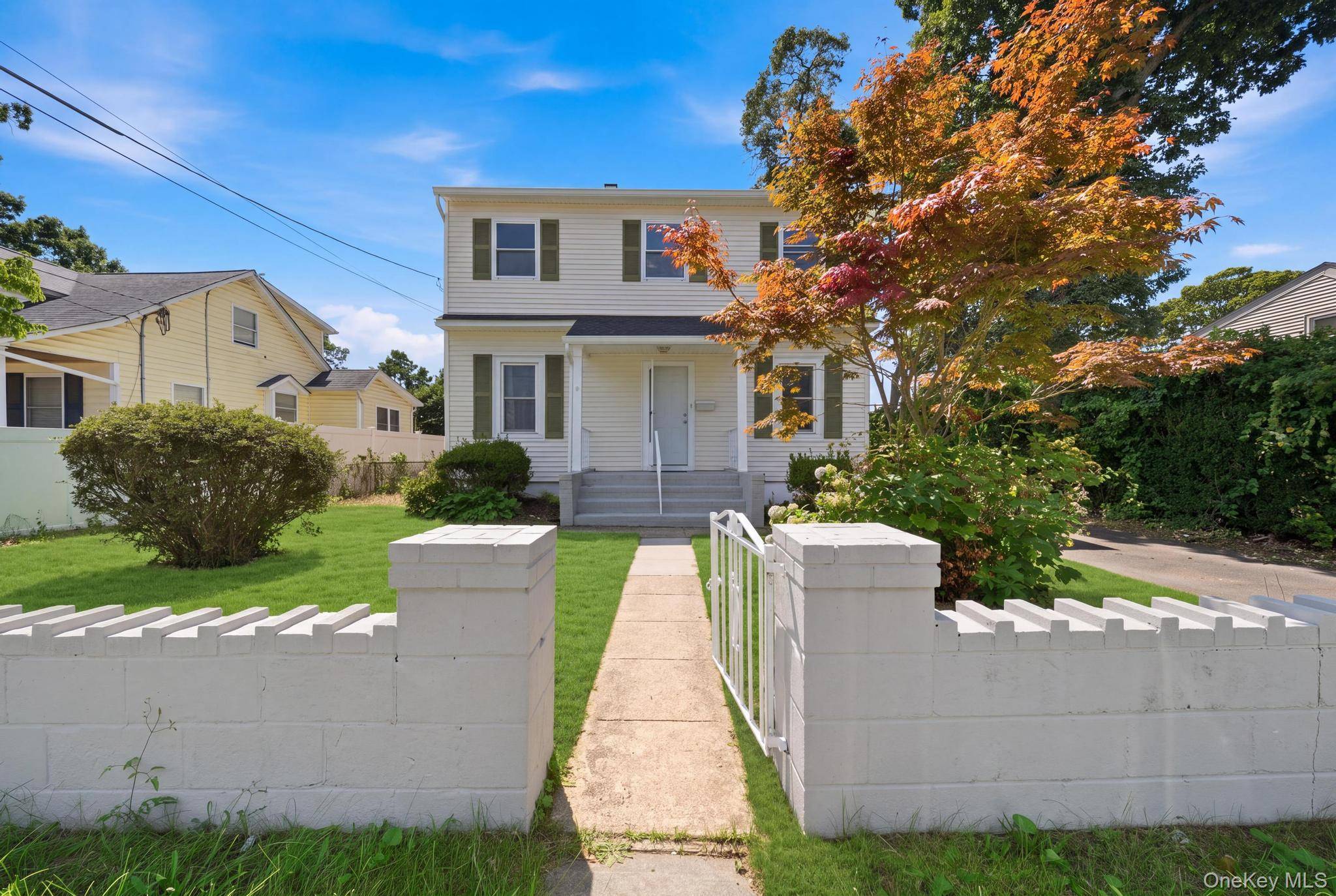 50 Bittermint ST, Islip, NY 11751