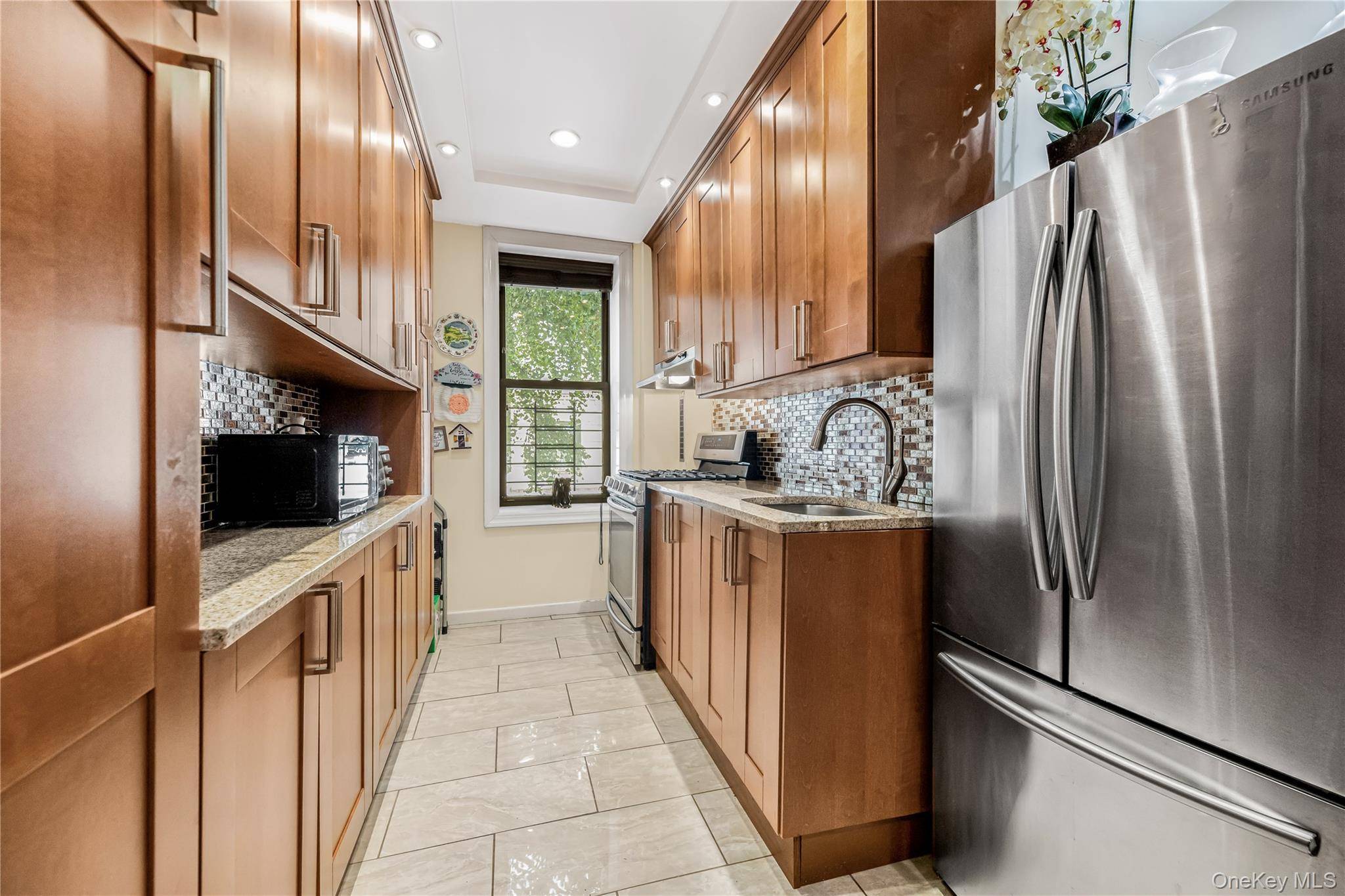 758 Brady AVE #112, Bronx, NY 10462