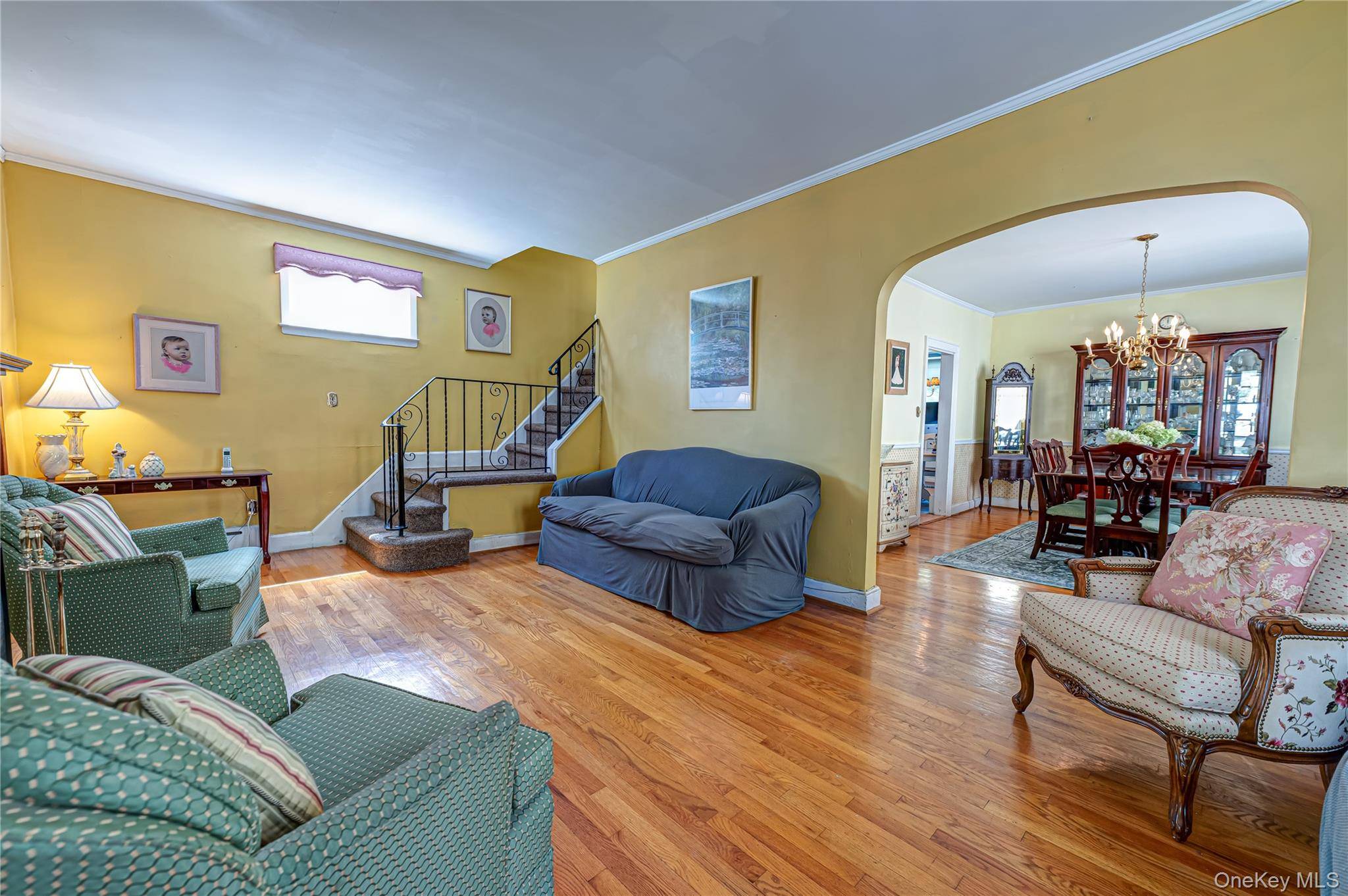 533 Marcellus RD, Williston Park, NY 11596