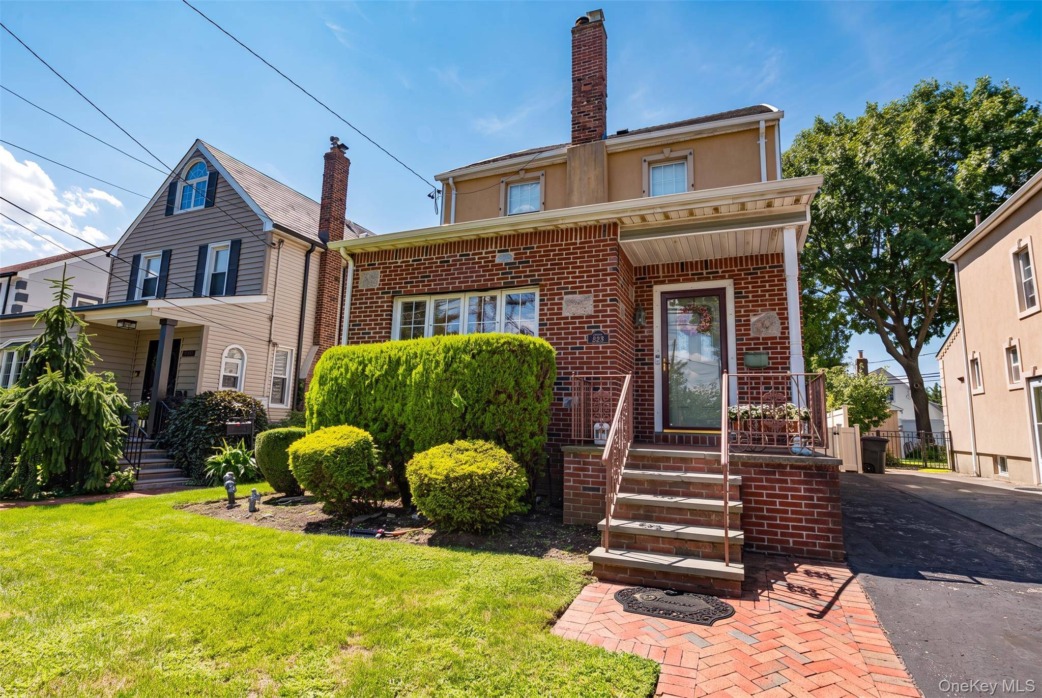 533 Marcellus RD, Williston Park, NY 11596