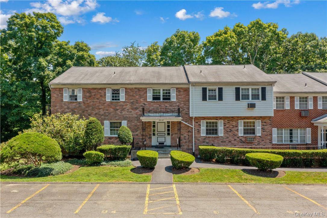 315 Woodland Hills RD, White Plains, NY 10603