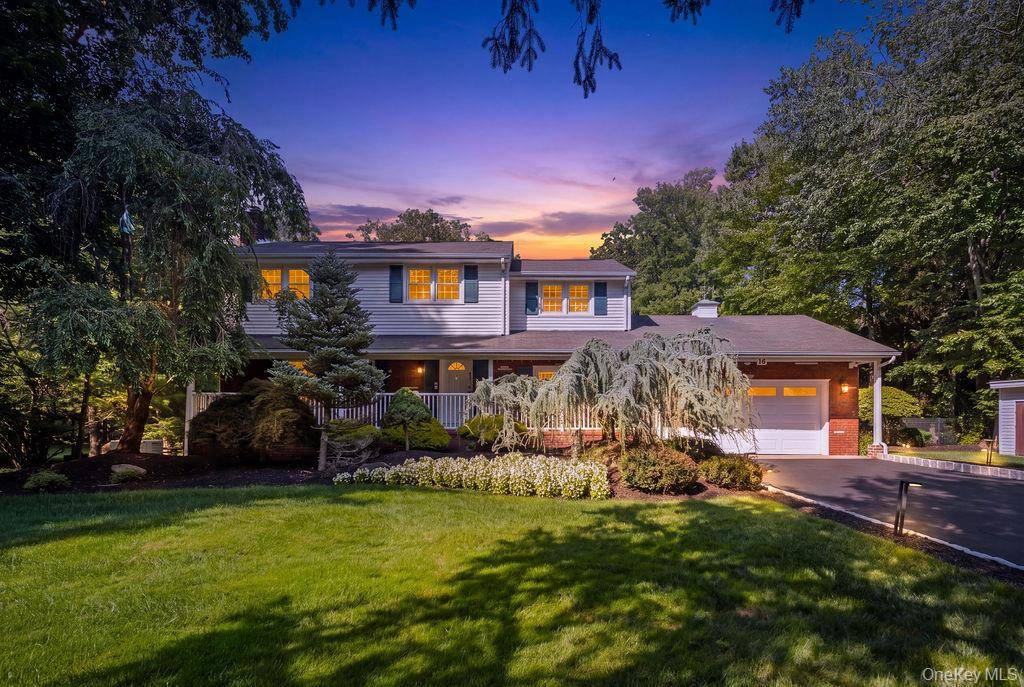 16 Marget Ann LN, Suffern, NY 10901