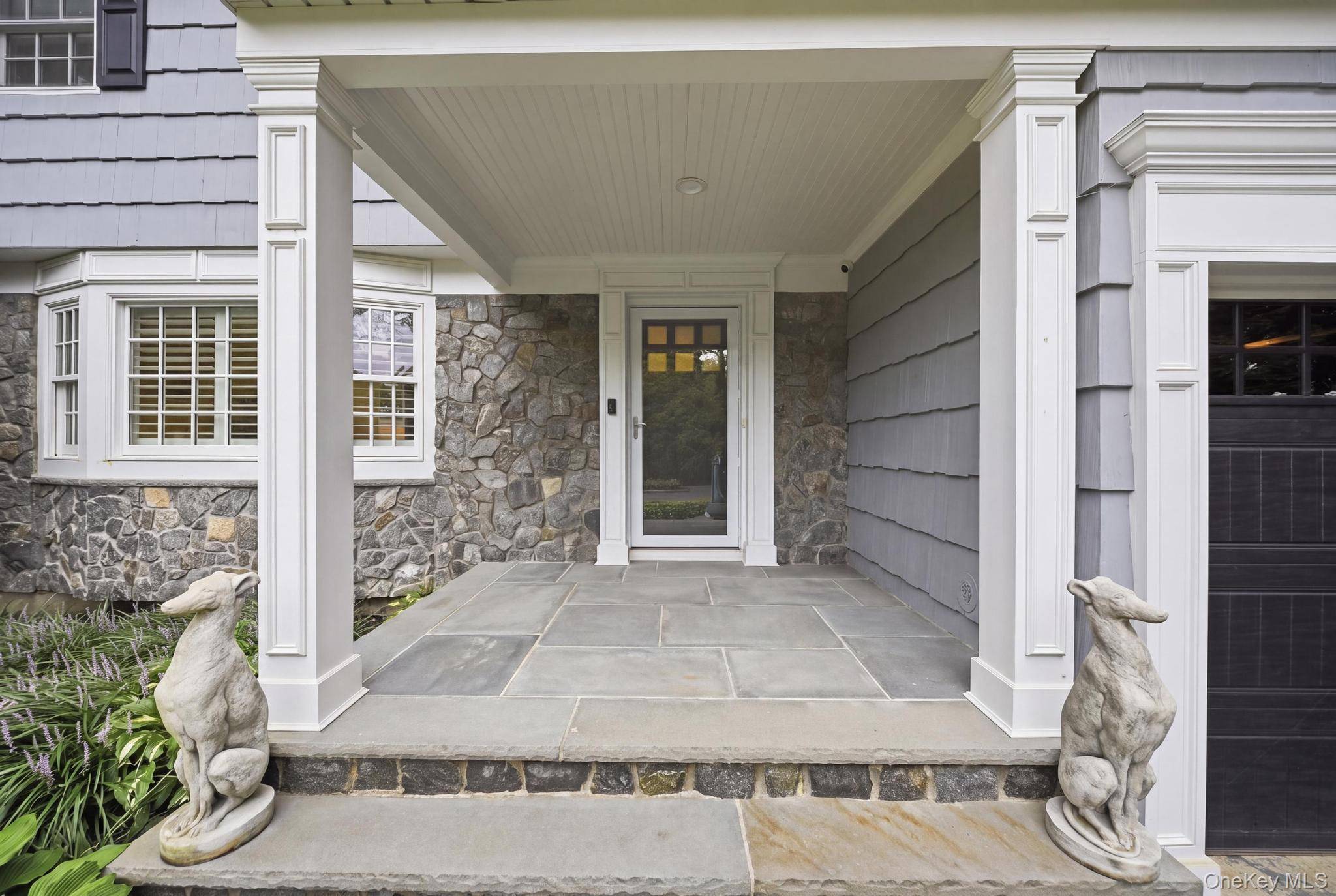 11 Prospect RD, Centerport, NY 11721