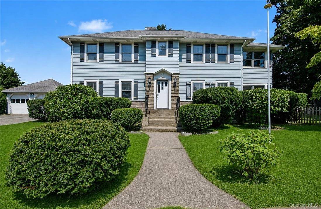 35 Orchard PL, Beacon, NY 12508