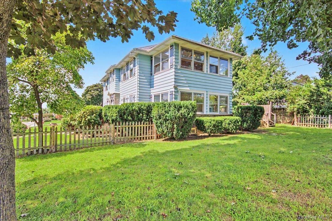 35 Orchard PL, Beacon, NY 12508