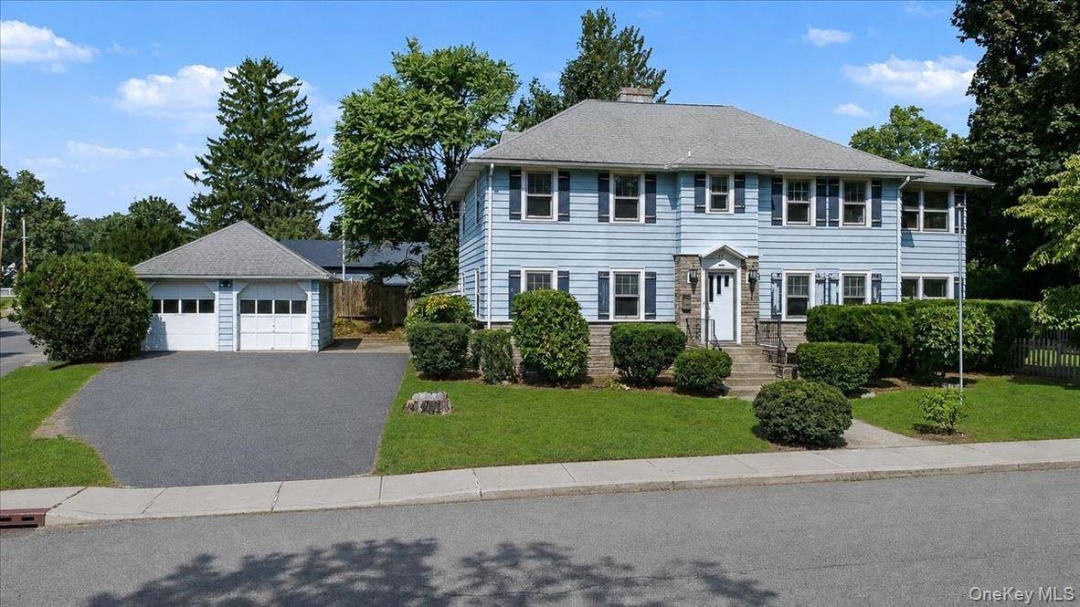 35 Orchard PL, Beacon, NY 12508