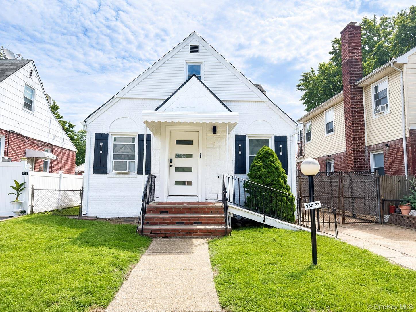 130-31 218th ST, Laurelton, NY 11413