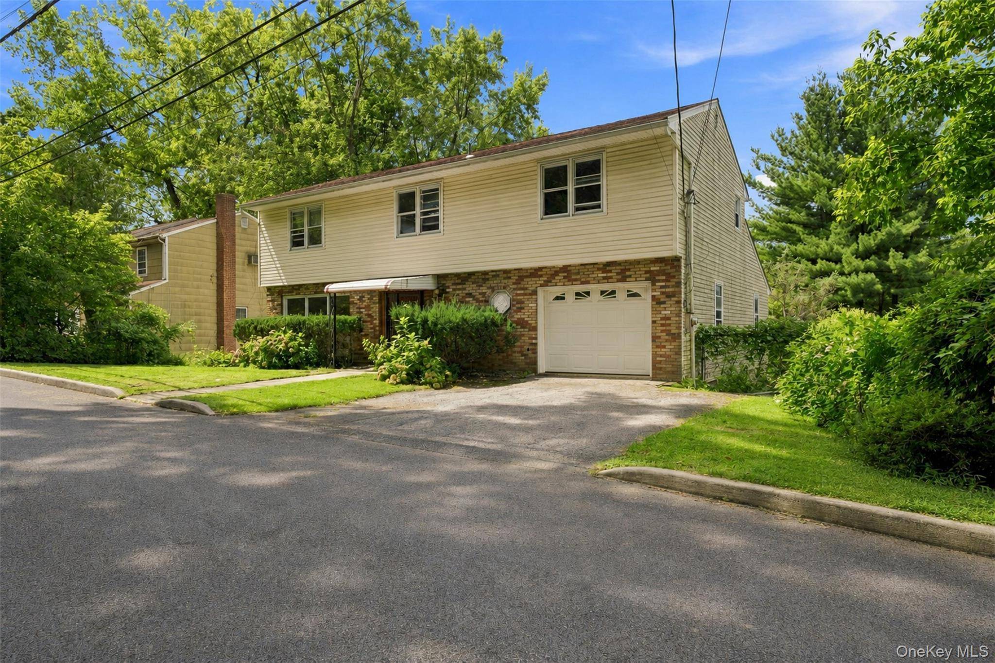 18 Bonaventure AVE, Ardsley, NY 10502