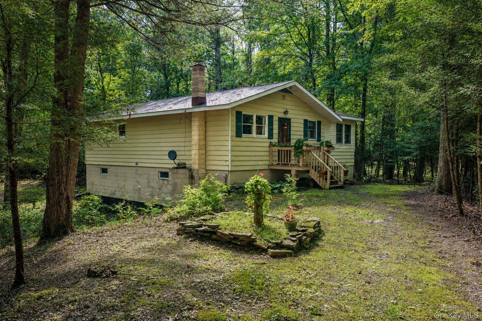 426 Potic Creek RD, Coxsackie, NY 12051
