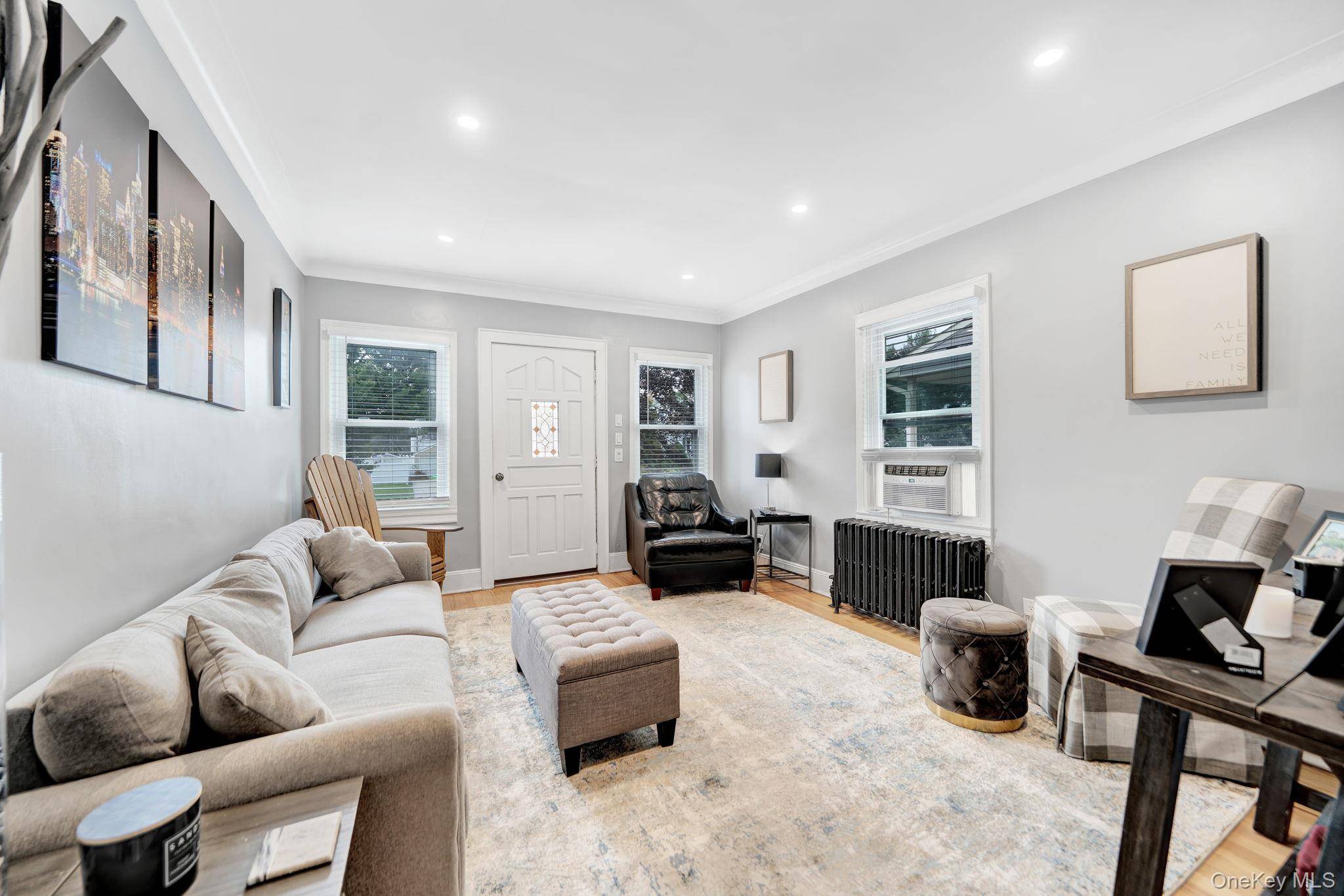 19 Westmoreland RD, Merrick, NY 11566