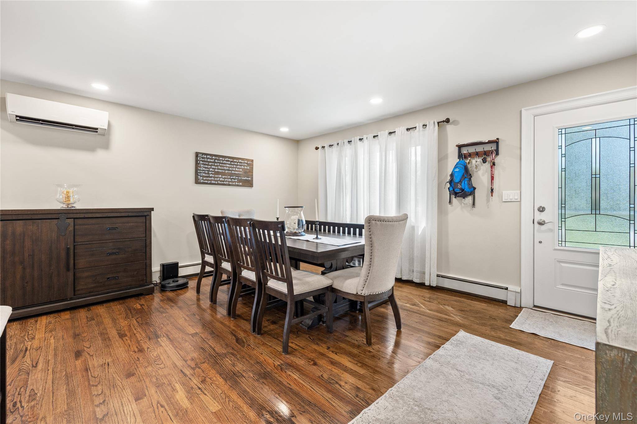 193 Ohls ST, Patchogue, NY 11772