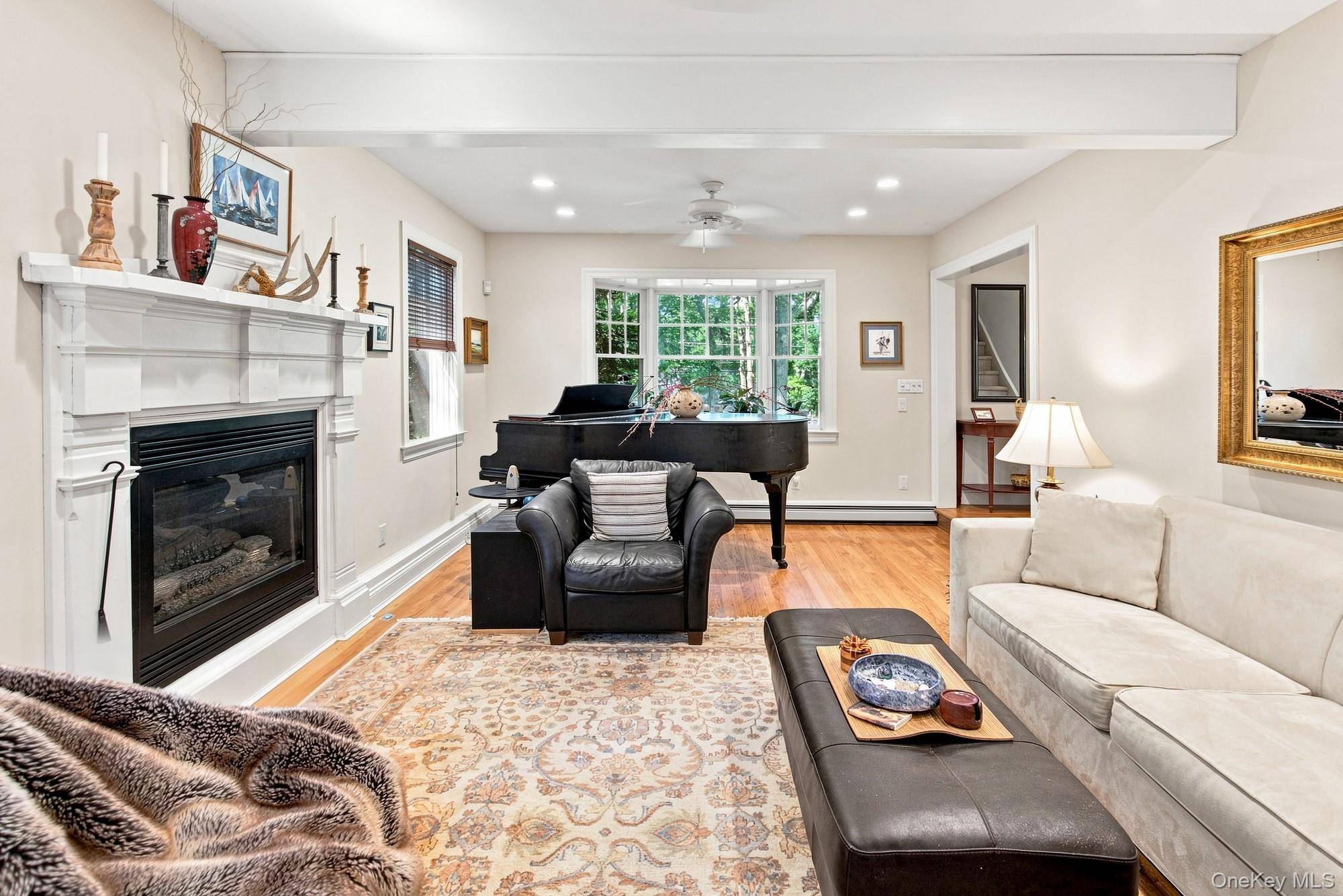 45 Shadyrest DR, Sag Harbor, NY 11963