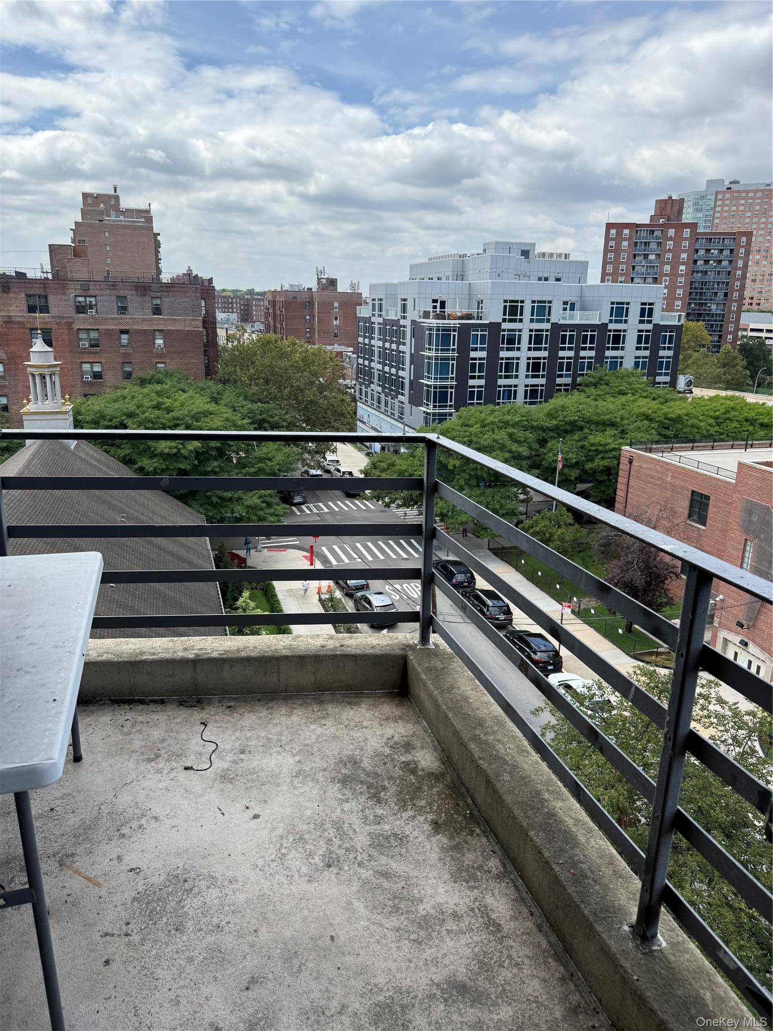 98-22 63rd DR #7B, Rego Park, NY 11374