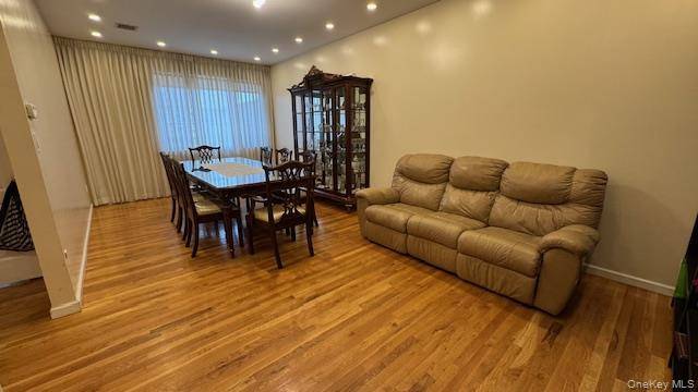 5 Toltchav WAY #202, Monroe, NY 10950