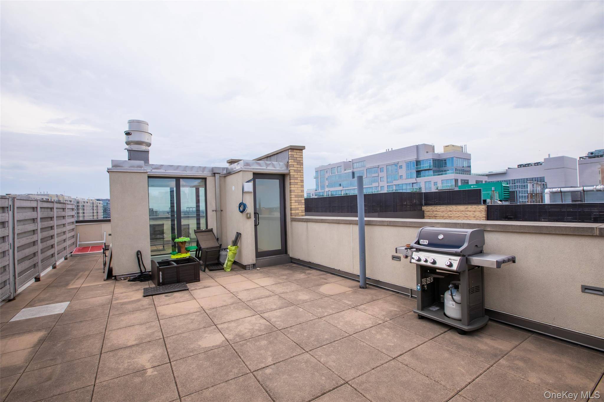 39-16 Prince ST #PhB, Flushing, NY 11354