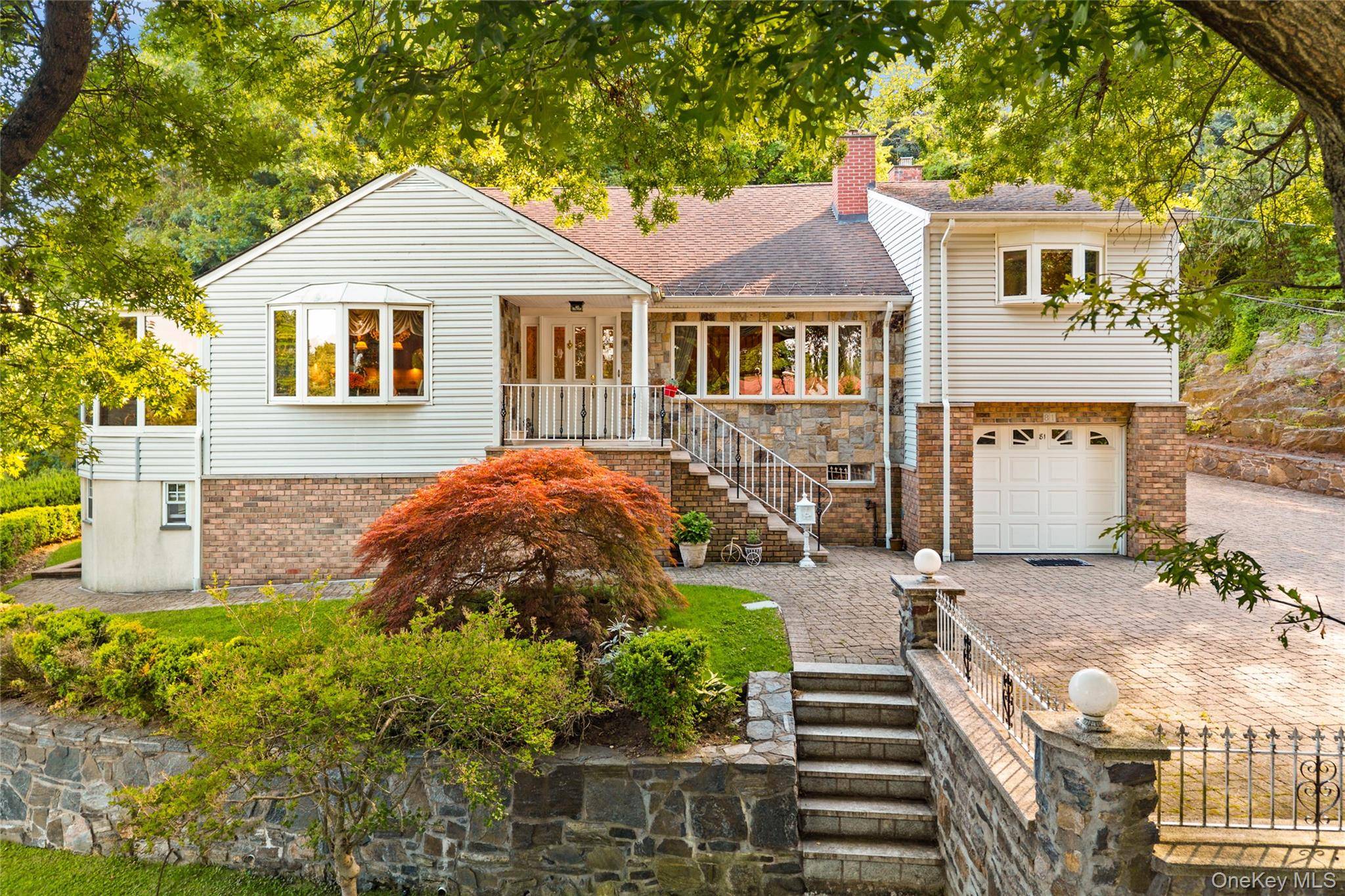 81 Avondale RD, Yonkers, NY 10710
