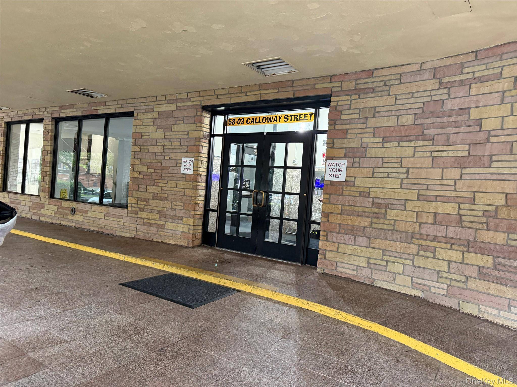 58-03 Calloway ST #4CC, Corona, NY 11368