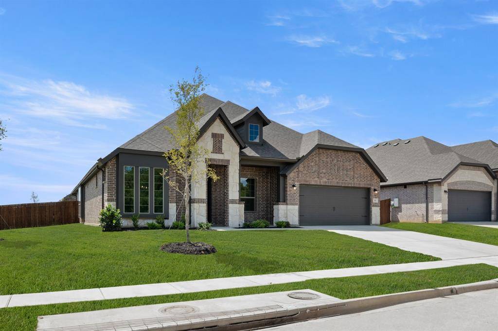 11 Plover Street, Joshua, TX 76058