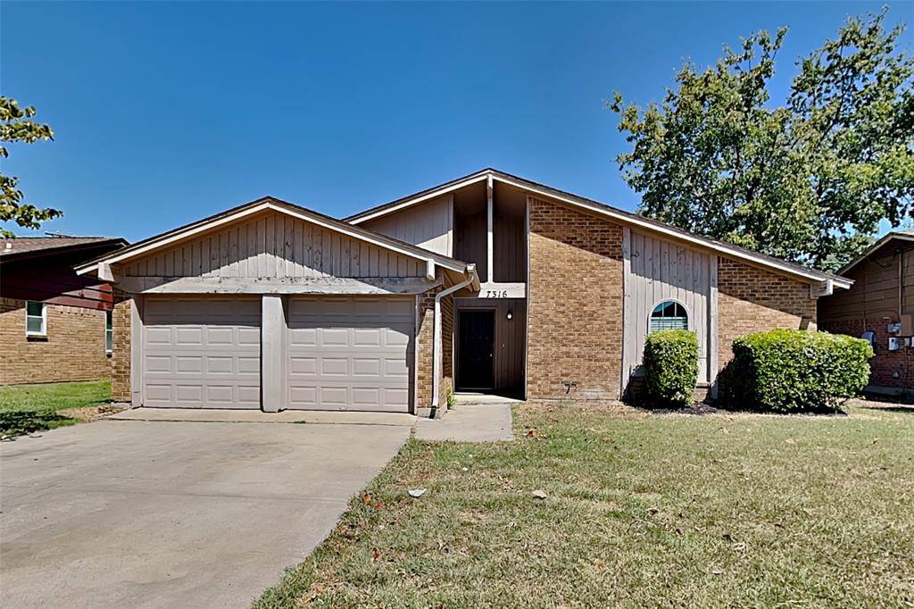 7316 Echo Hill Drive, Watauga, TX 76148