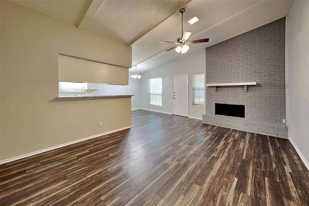 7316 Echo Hill Drive, Watauga, TX 76148