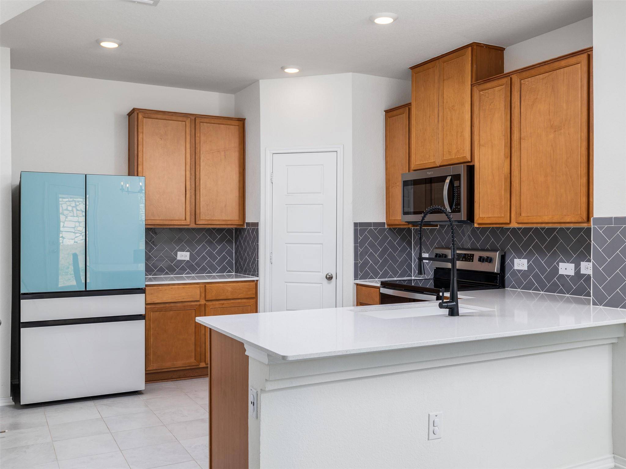 7106 Summer Tanager DR #18, Austin, TX 78744