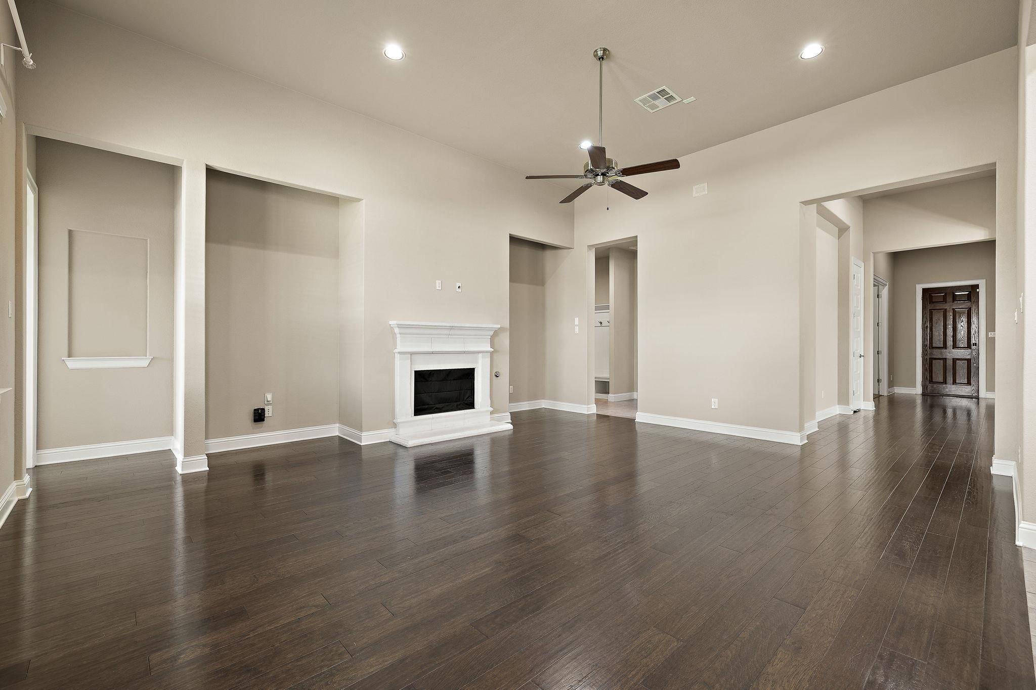 6901 Leonardo DR, Round Rock, TX 78665