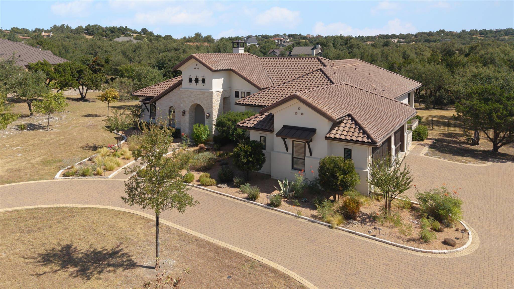 8609 Bellancia DR, Austin, TX 78738