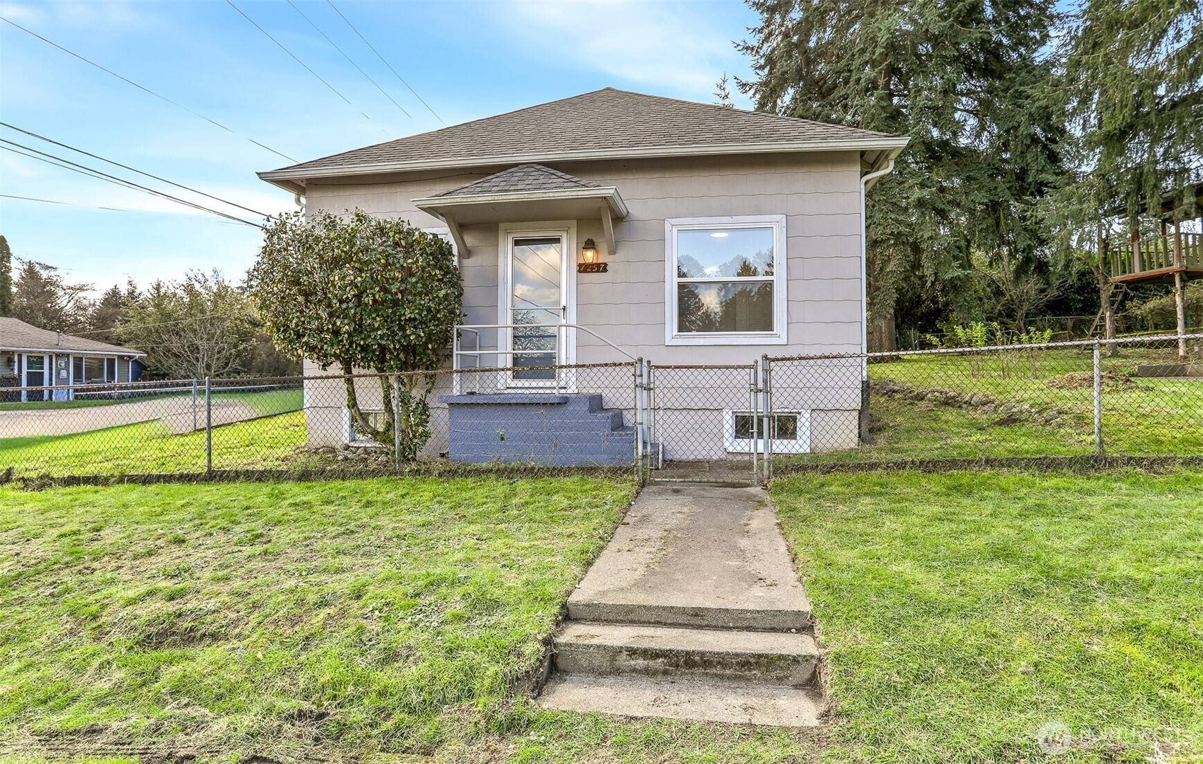 1257 S 116th ST, Burien, WA 98168