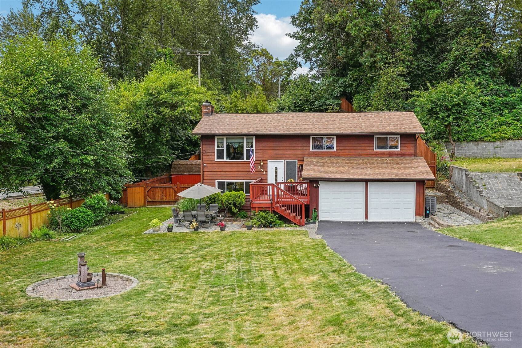 553 S 111th ST, Seattle, WA 98168