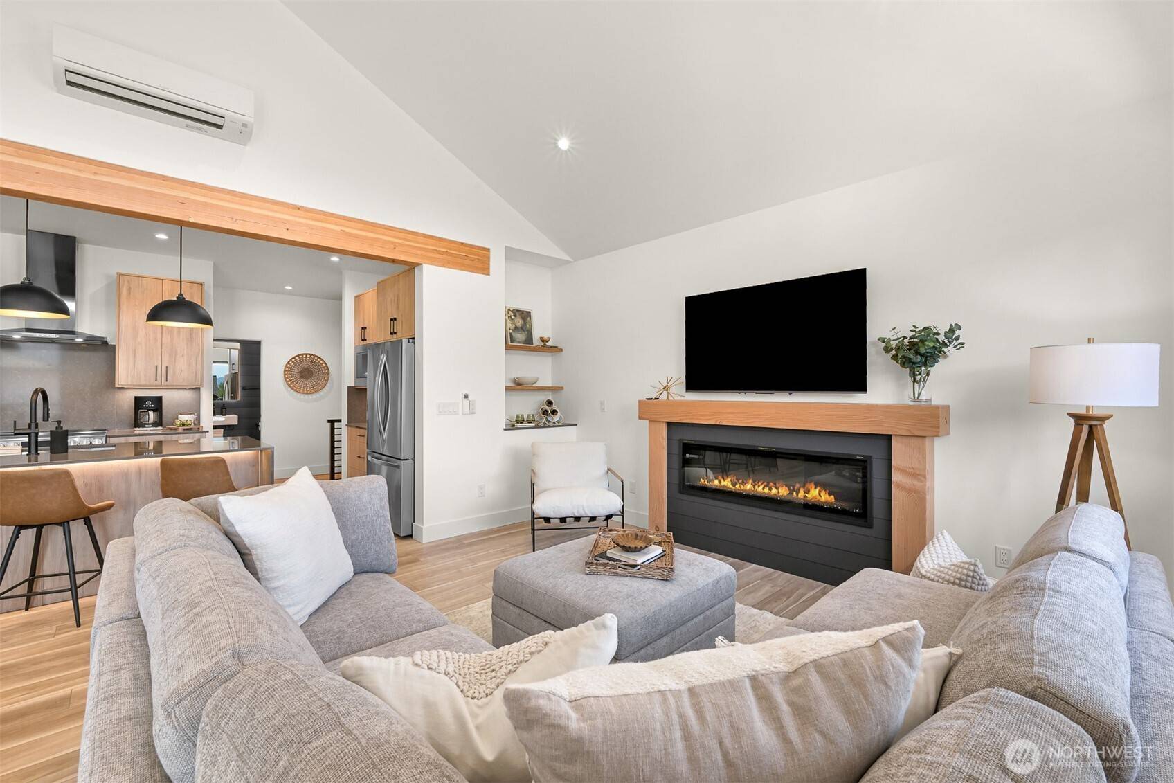 205 Skipping Stone LOOP, Lynden, WA 98264