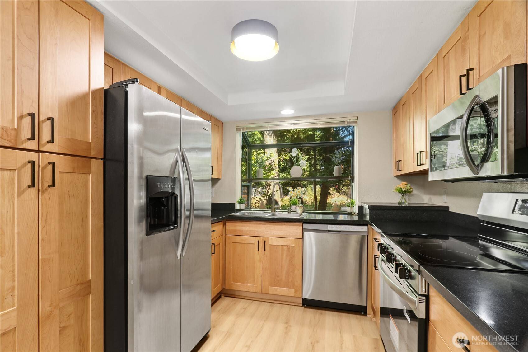 11506 NE 128th ST #22, Kirkland, WA 98034