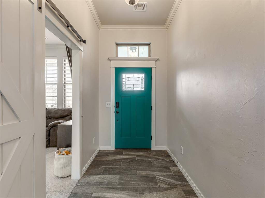 9328 SW 44th TER, Oklahoma City, OK 73179