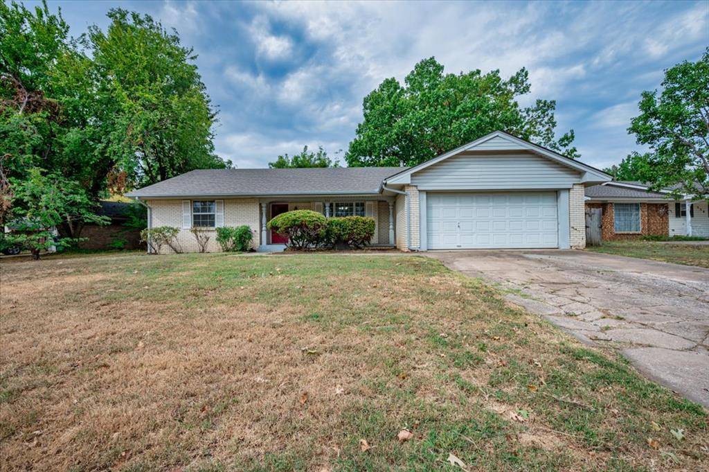 332 Forest DR, Norman, OK 73069