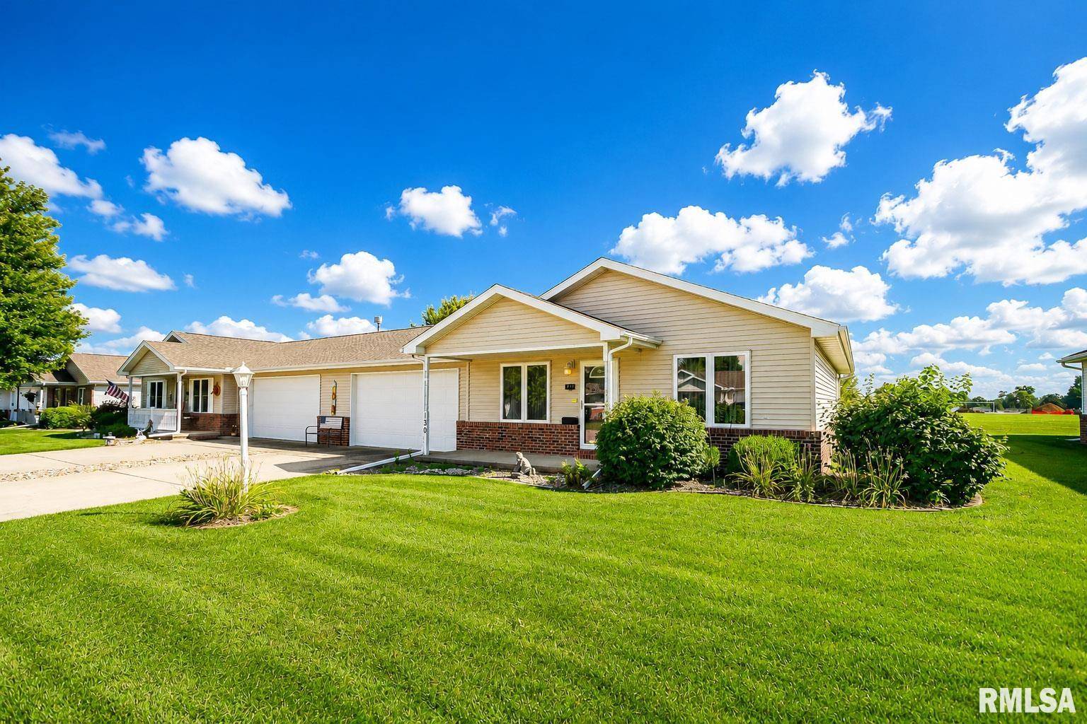 130 EASY ST, Washington, IL 61571
