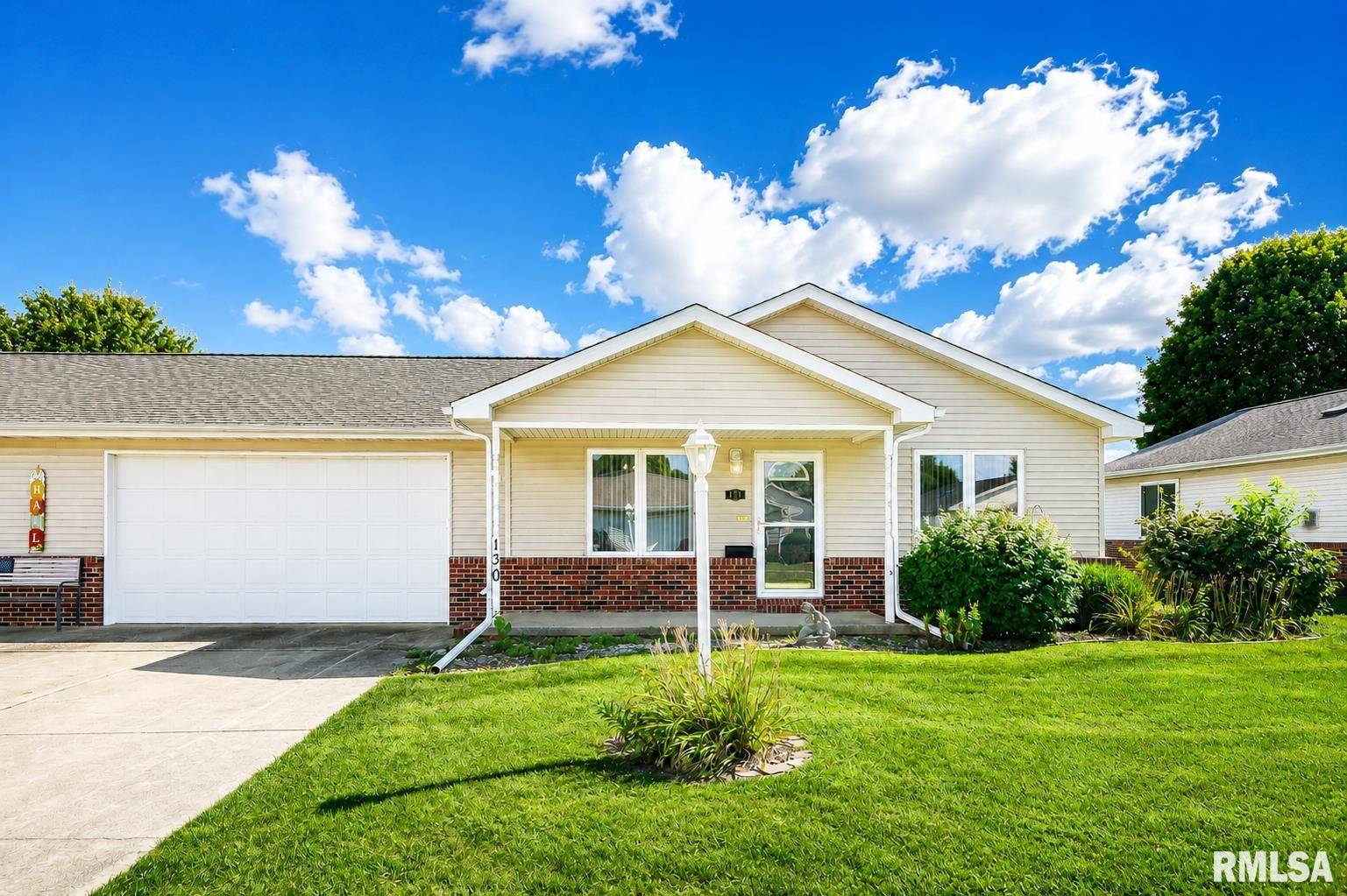 130 EASY ST, Washington, IL 61571