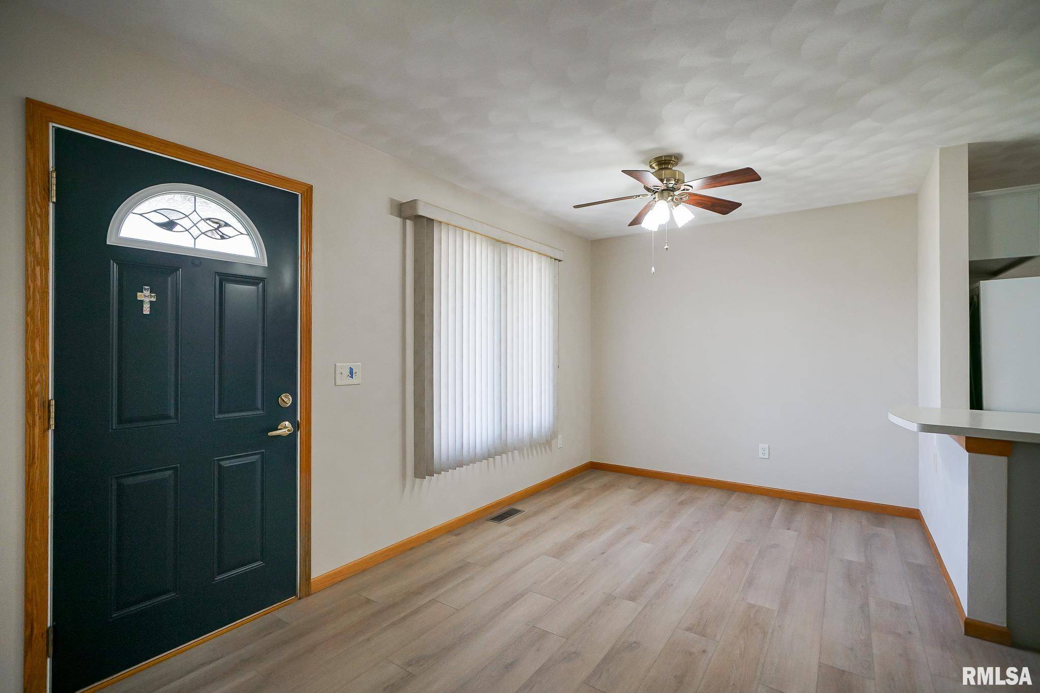 130 EASY ST, Washington, IL 61571