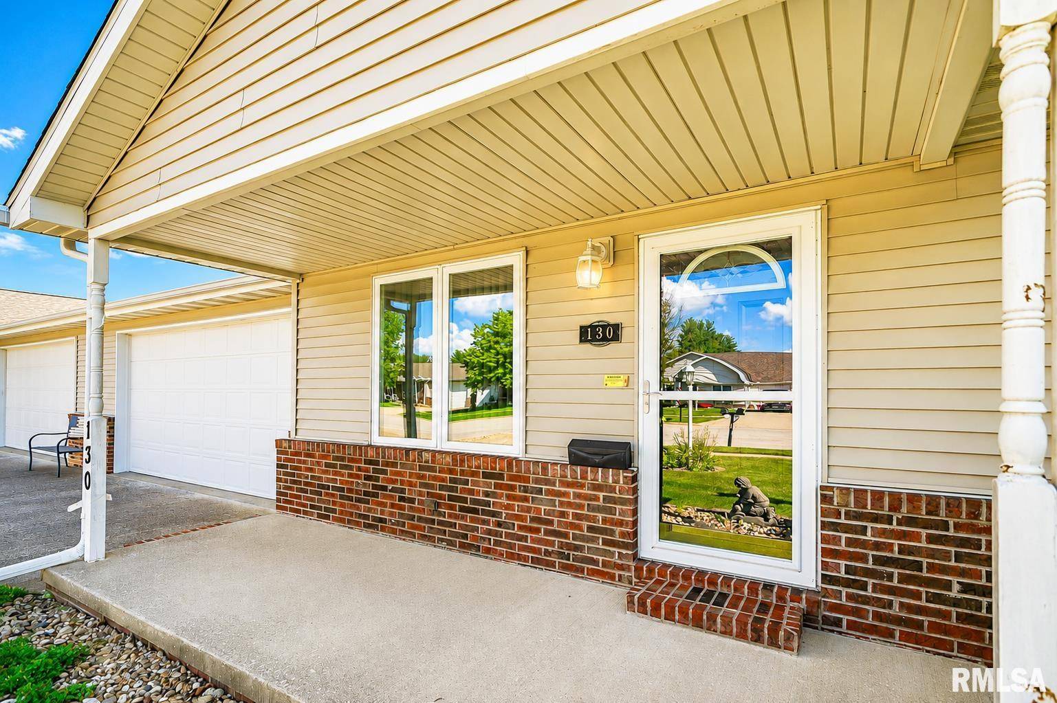 130 EASY ST, Washington, IL 61571