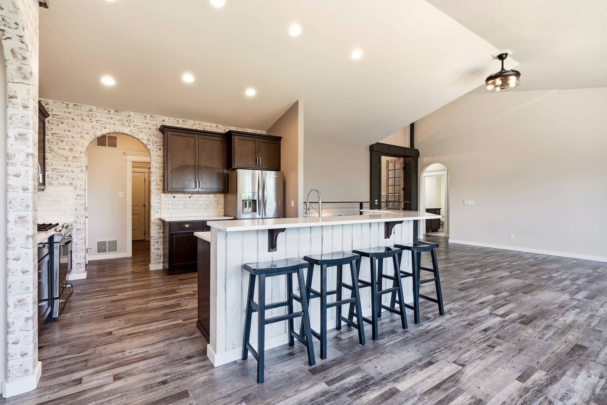 1031 S Kayla Ct, Greenacres, WA 99016