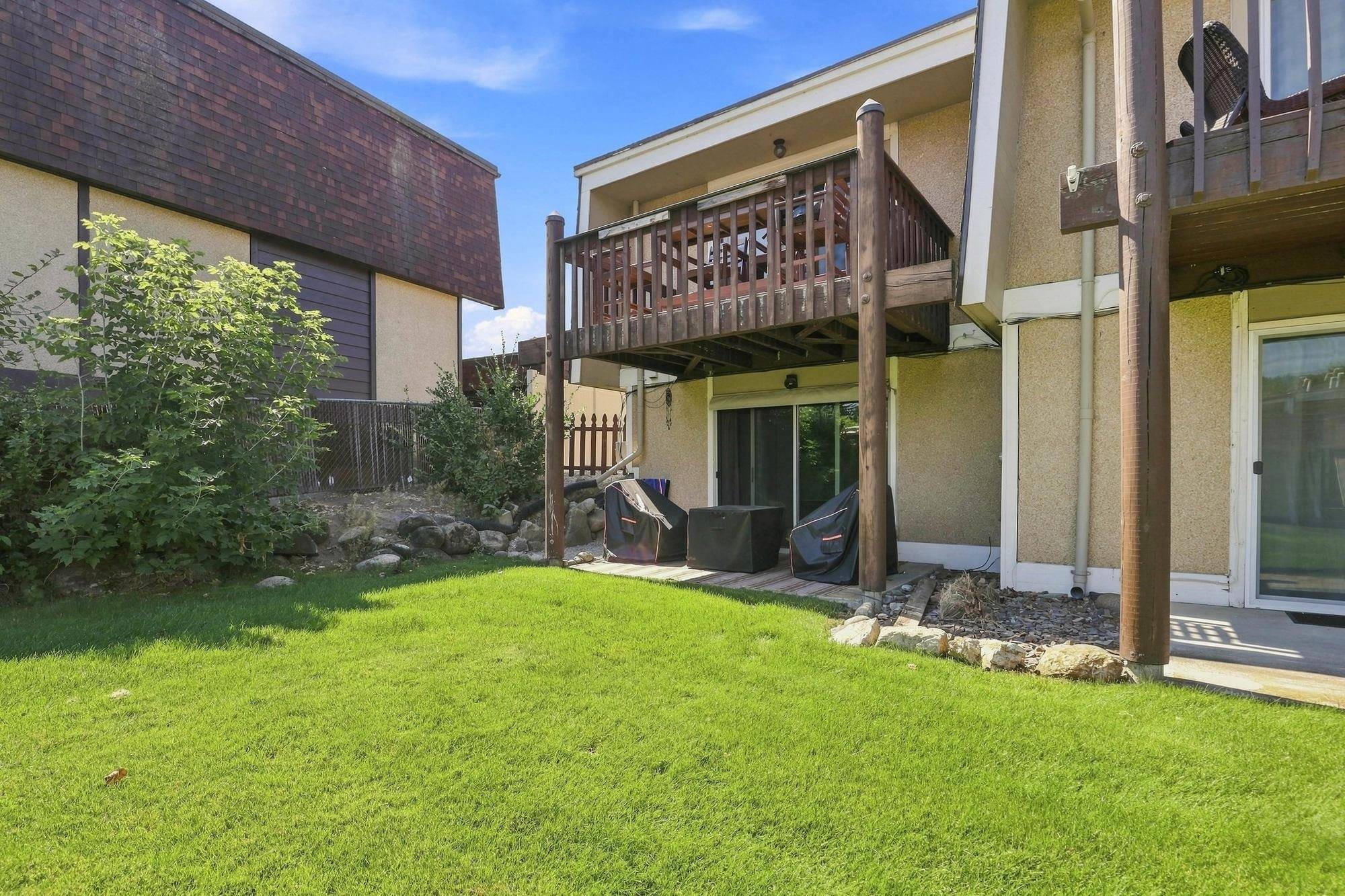 301 S Liberty Lake Rd #3 Rd, Liberty Lake, WA 99019