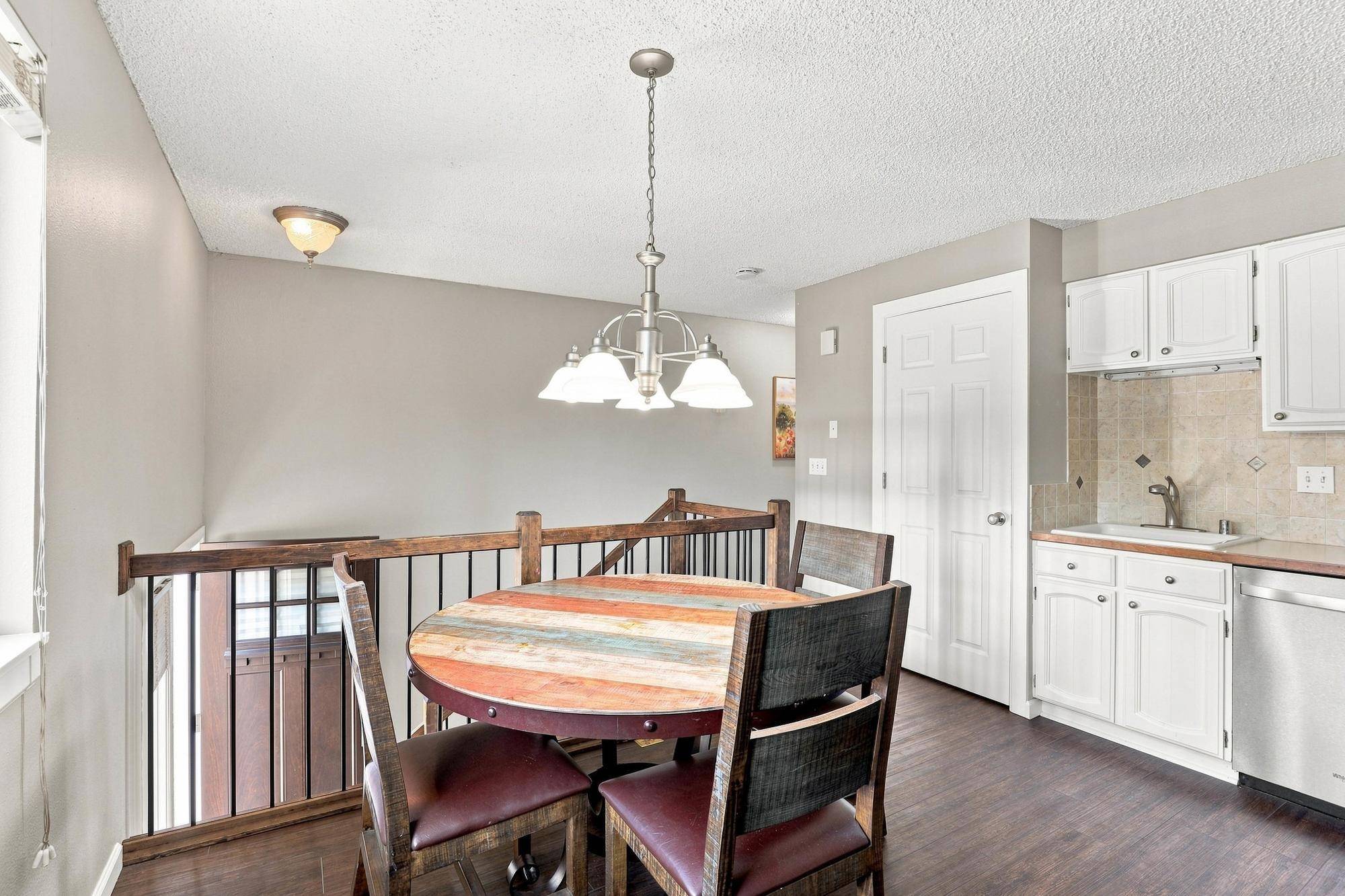 301 S Liberty Lake Rd #3 Rd, Liberty Lake, WA 99019