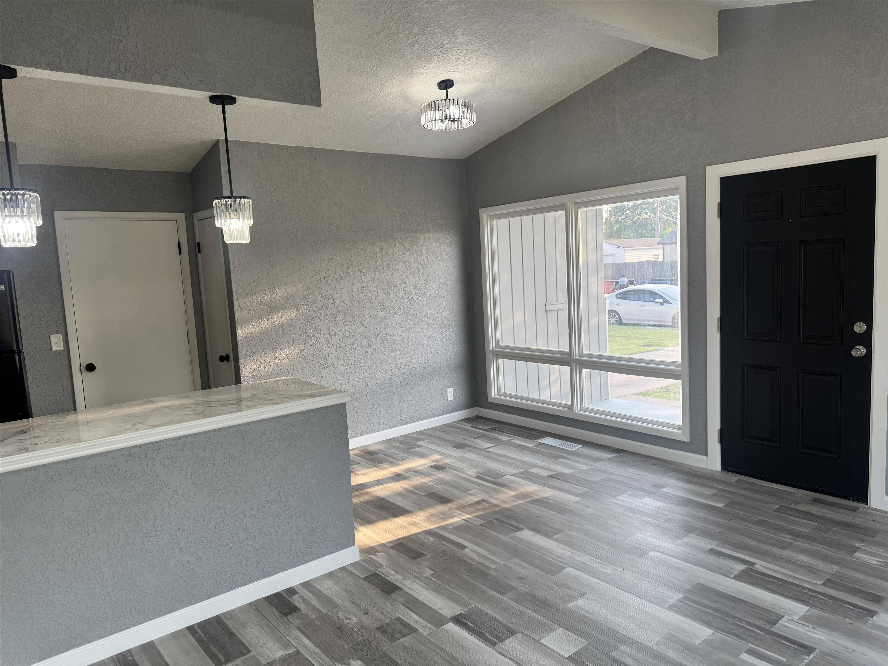 2804 S Everett, Wichita, KS 67217