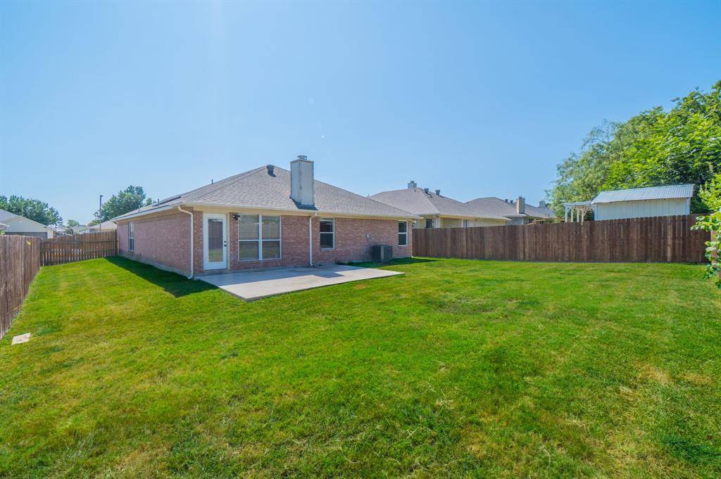 6004 Summerfield, Arlington, TX 76018