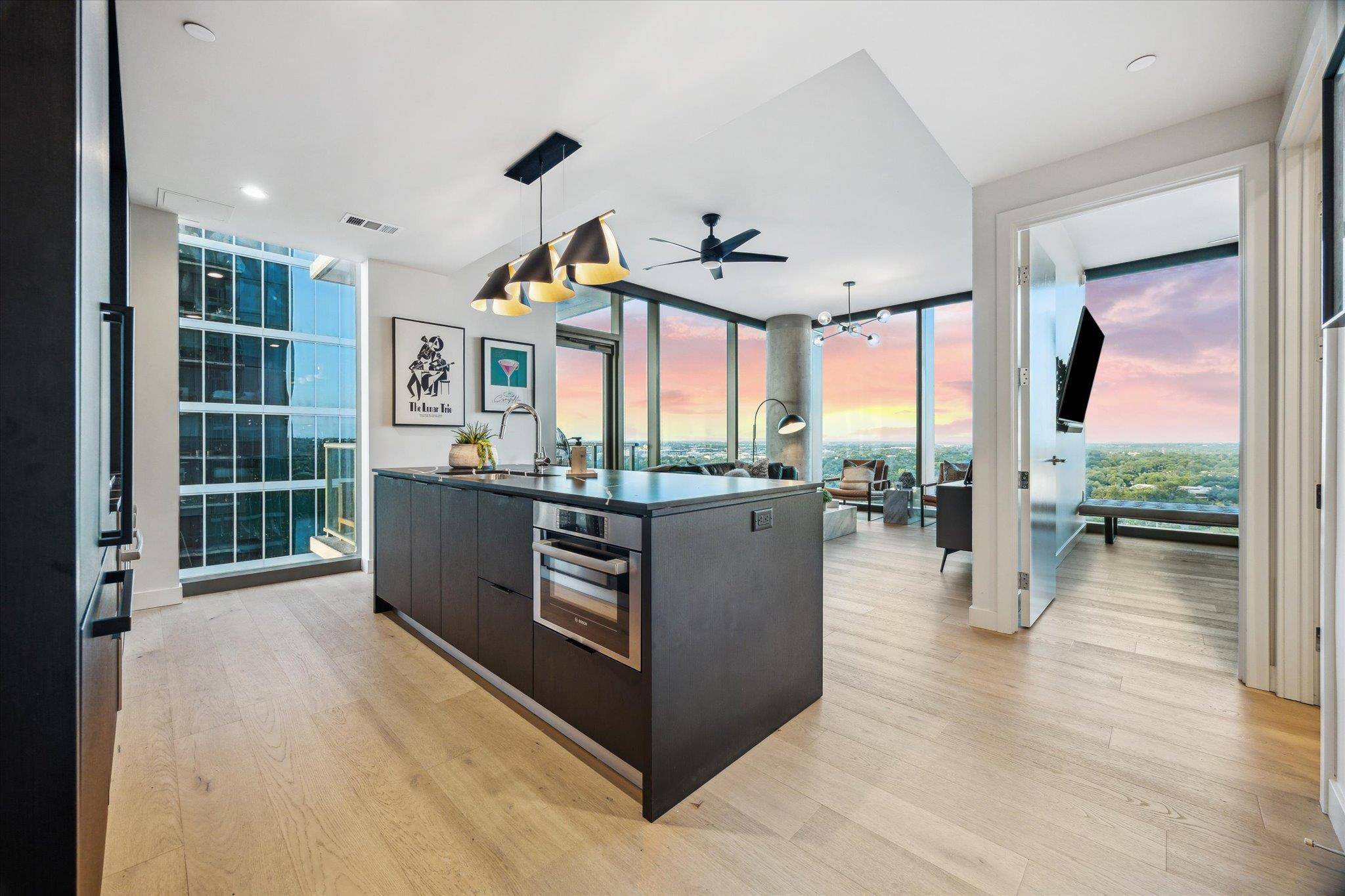 44 East Ave #1607, Austin, TX 78701