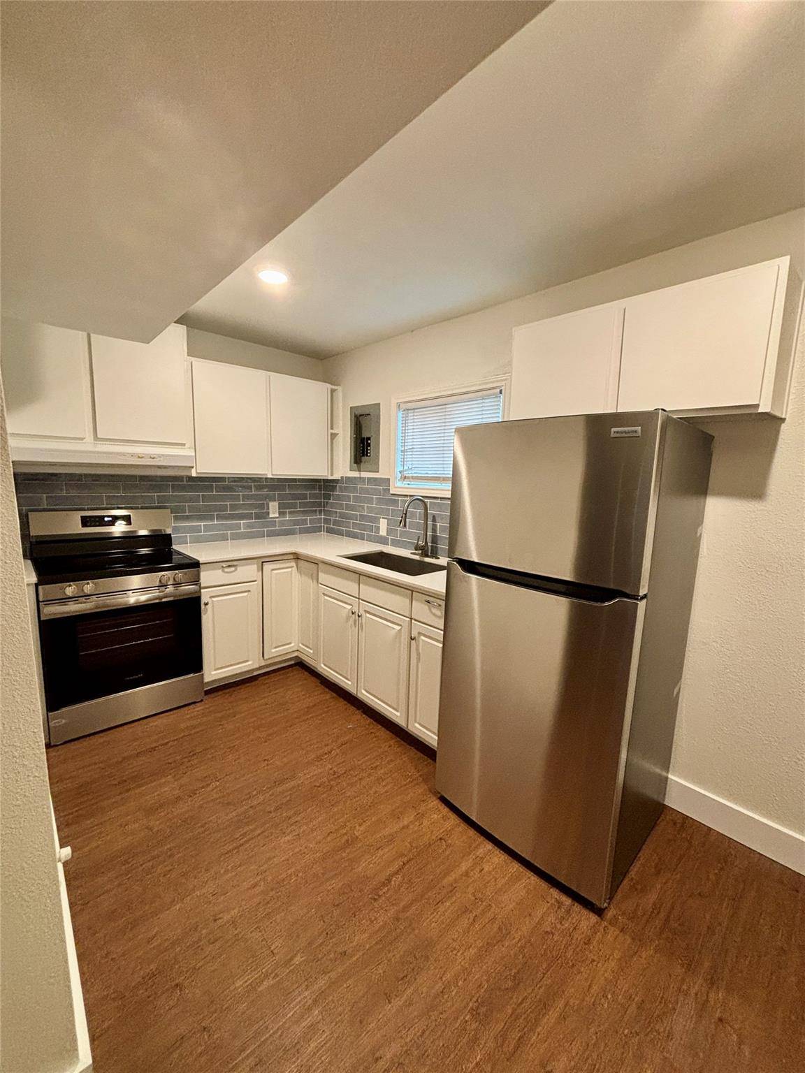 1115 Haynes ST, San Marcos, TX 78666