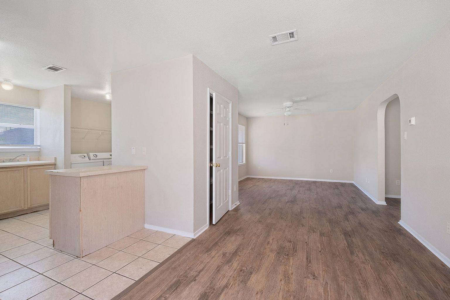 2214 Katy LN #D, Georgetown, TX 78626