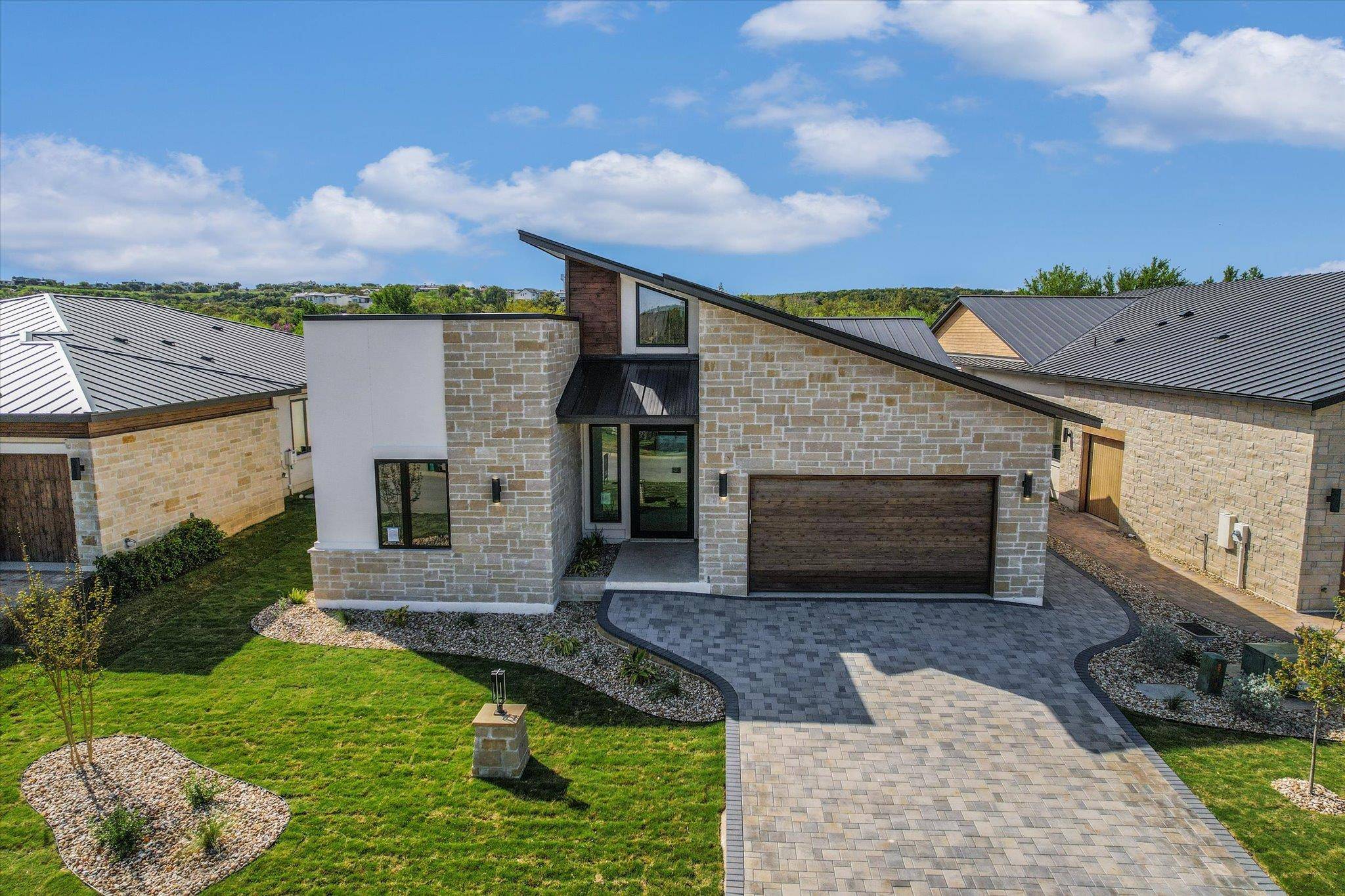 121 Azalea LOOP, Horseshoe Bay, TX 78657