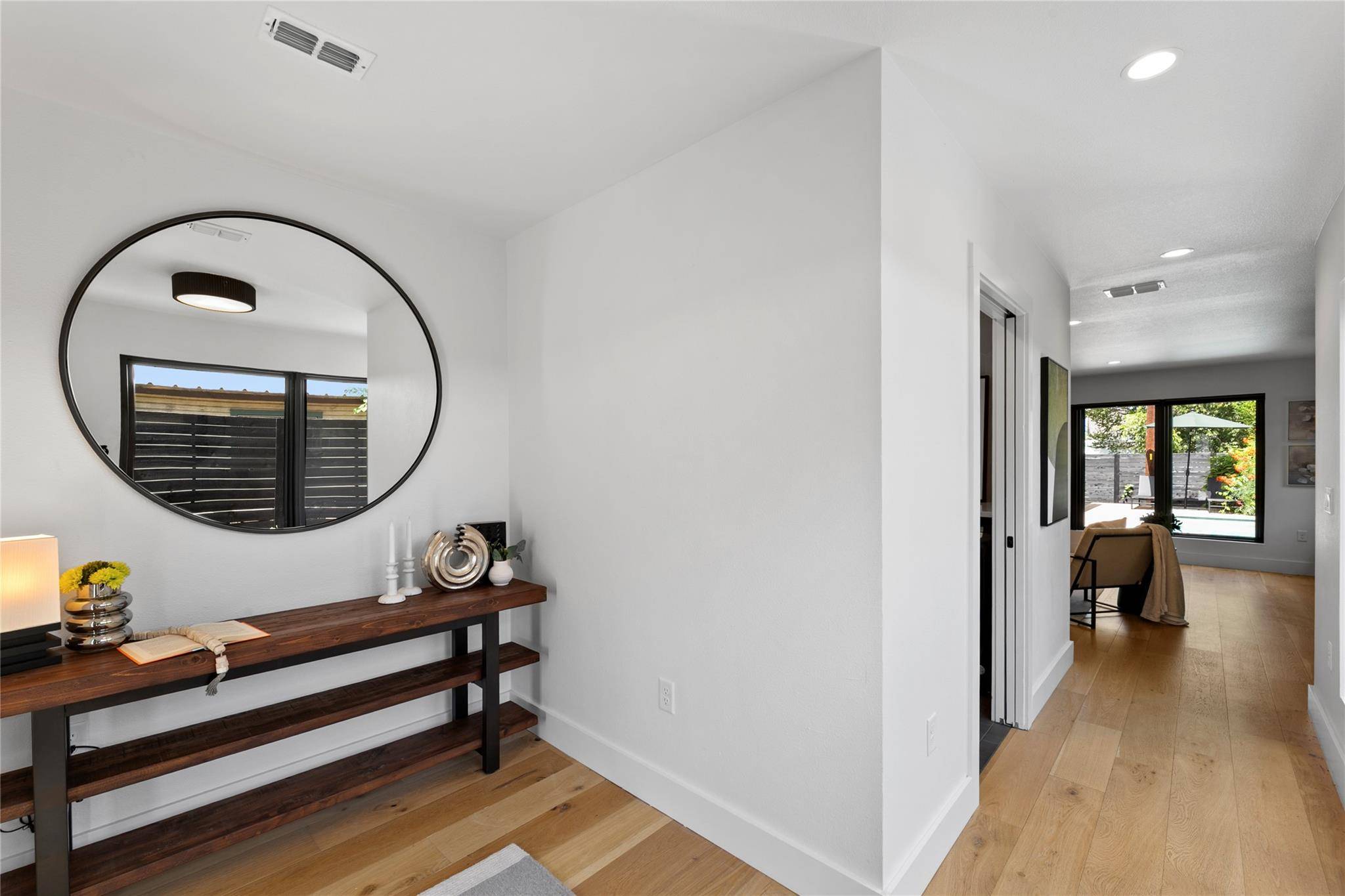 8300 Hathaway DR, Austin, TX 78757